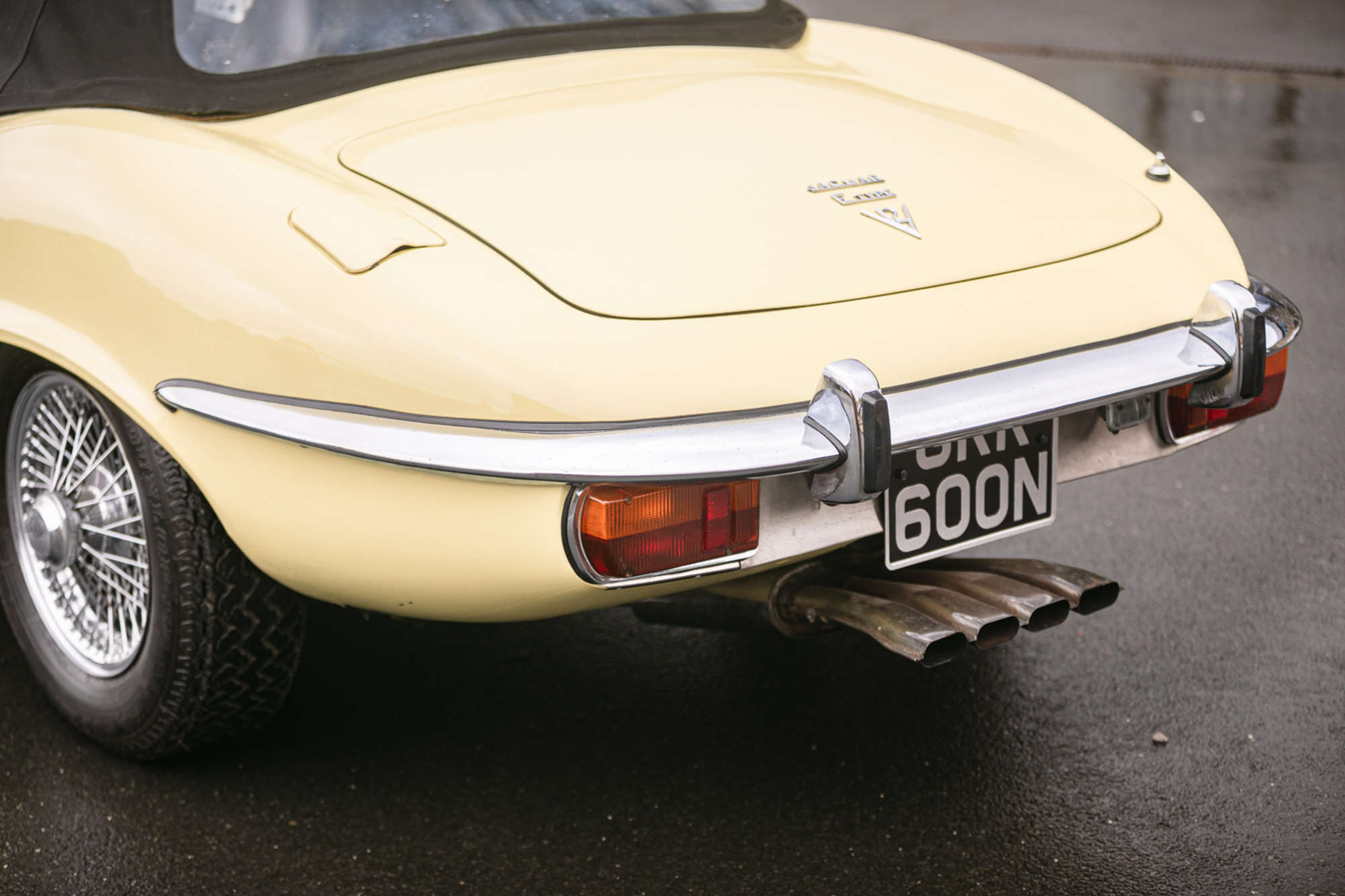 rear Quad exhaust E-Type