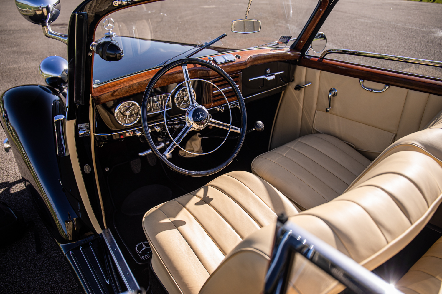 Mercedes-Benz 1950s interior