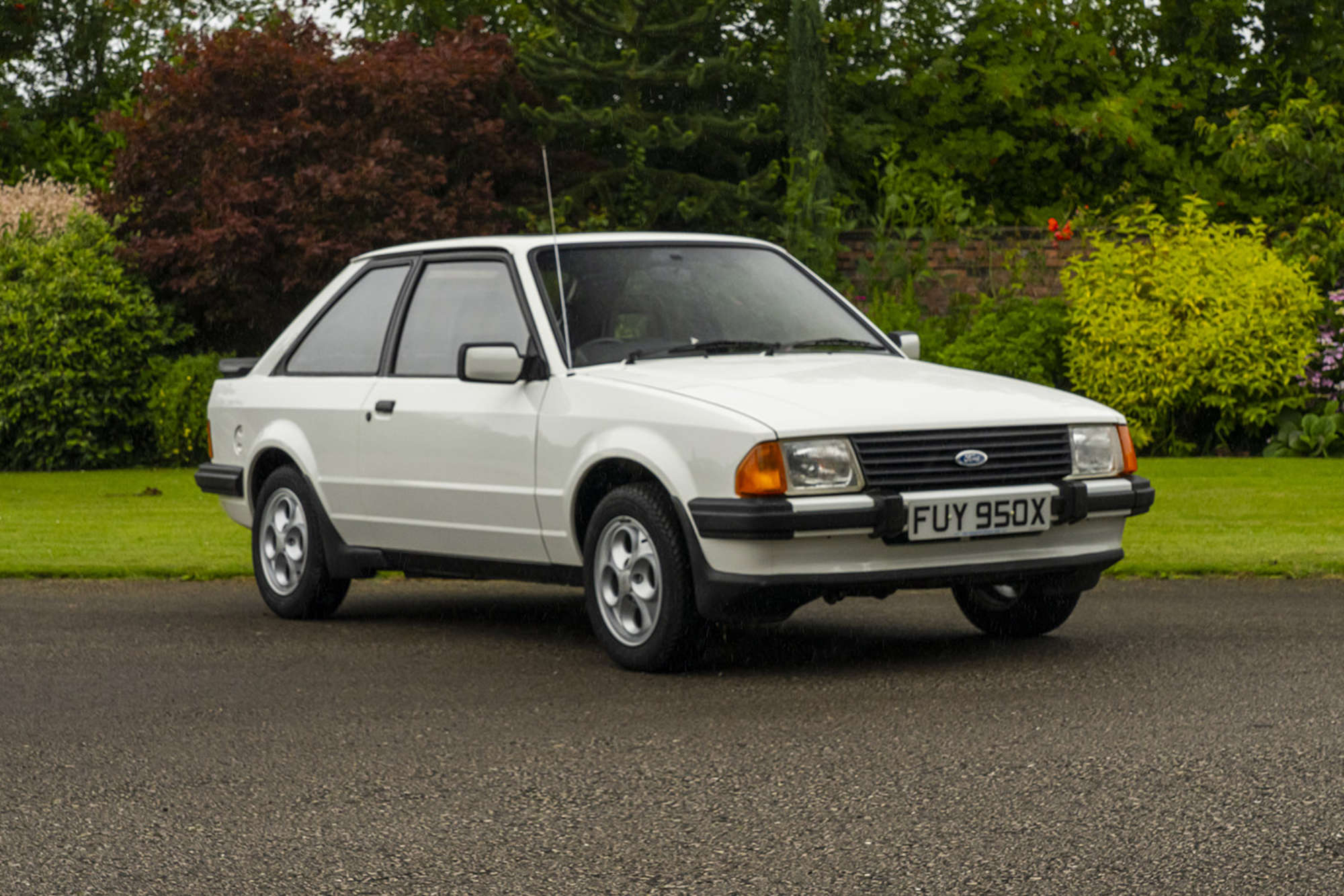 Low Mileage XR3