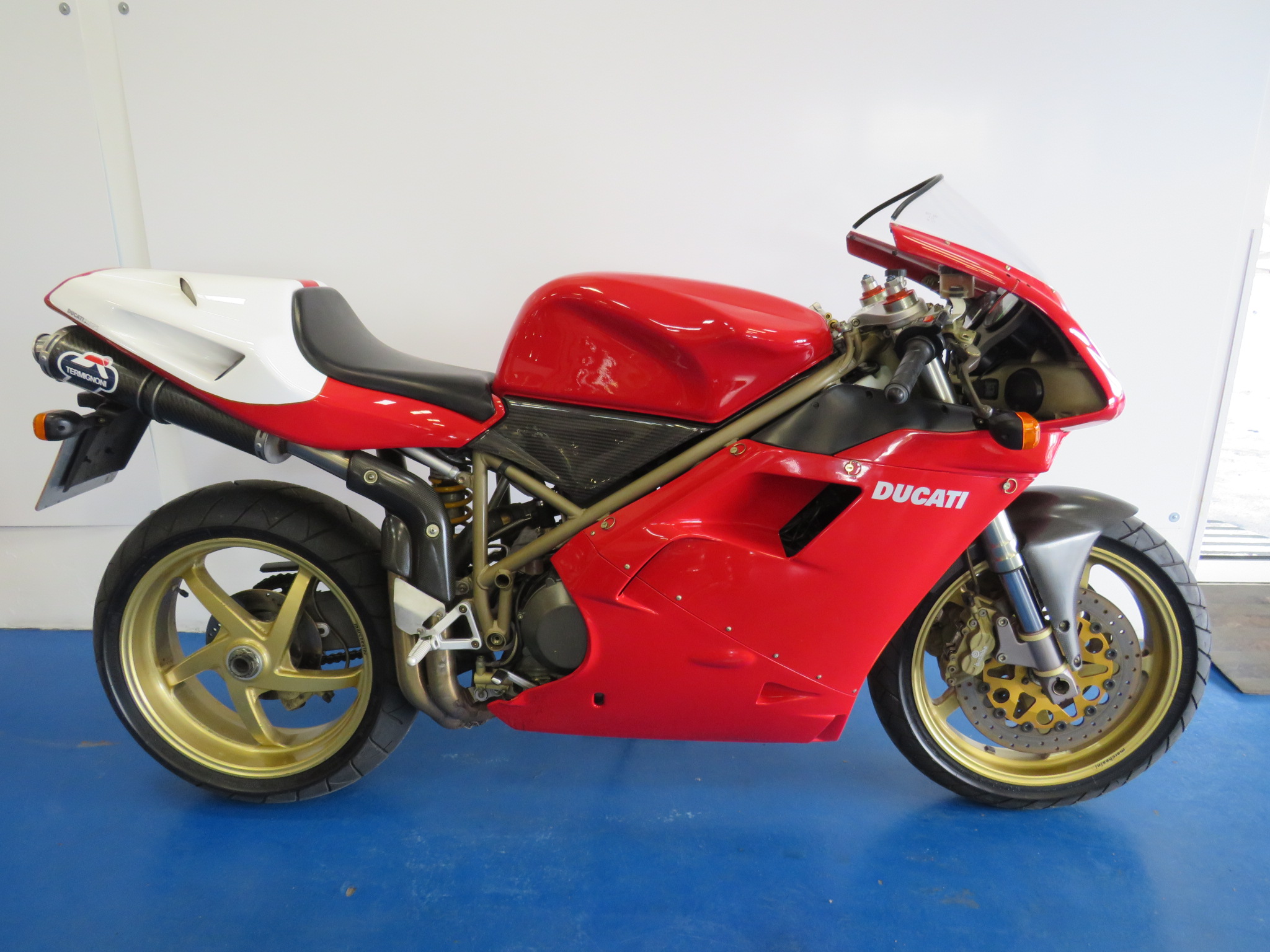 Lot 592