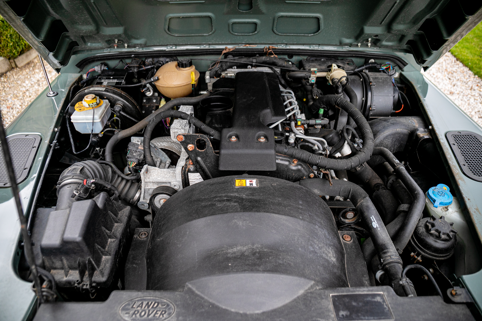 land Rover Engine bay