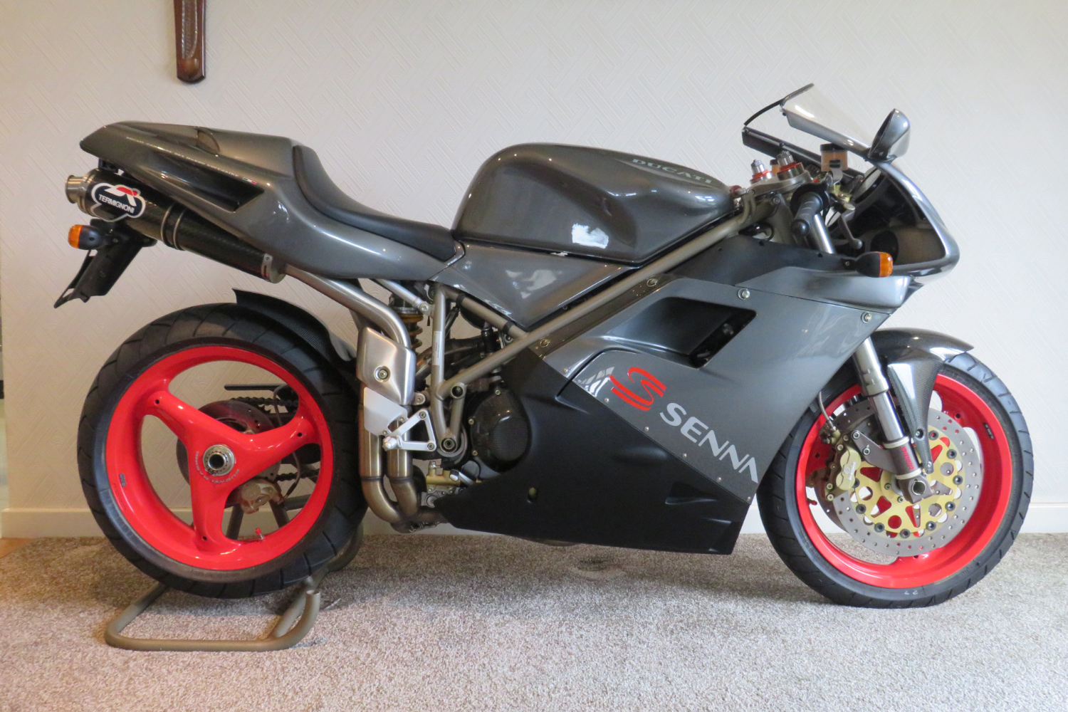 Three Records Smashed at First Silverstone Auctions Motorcycle Sale of The Year 